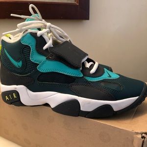 Women’s Nike Speed Turf